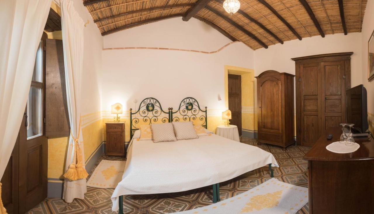 Hotel Anticos Palathos Orosei Luaran gambar