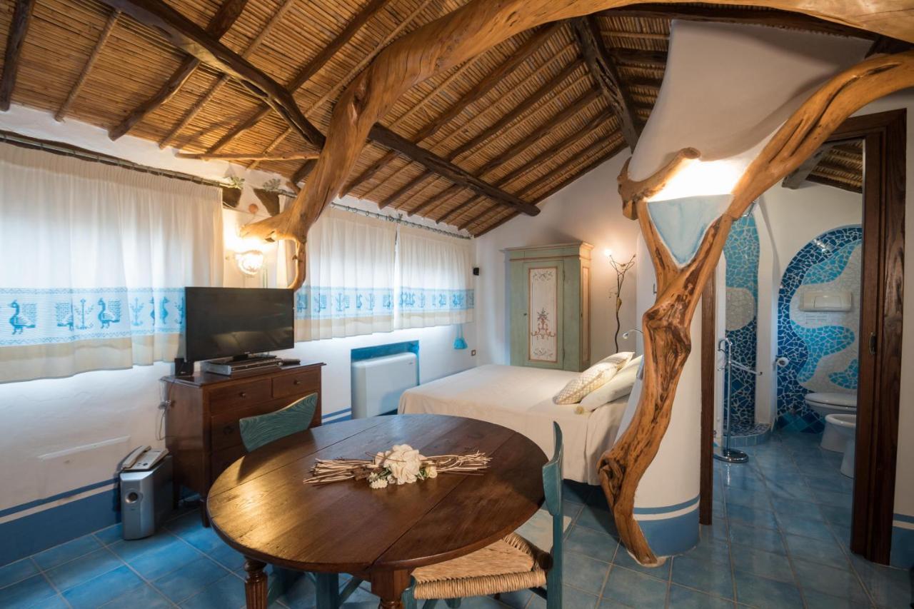 Hotel Anticos Palathos Orosei Luaran gambar